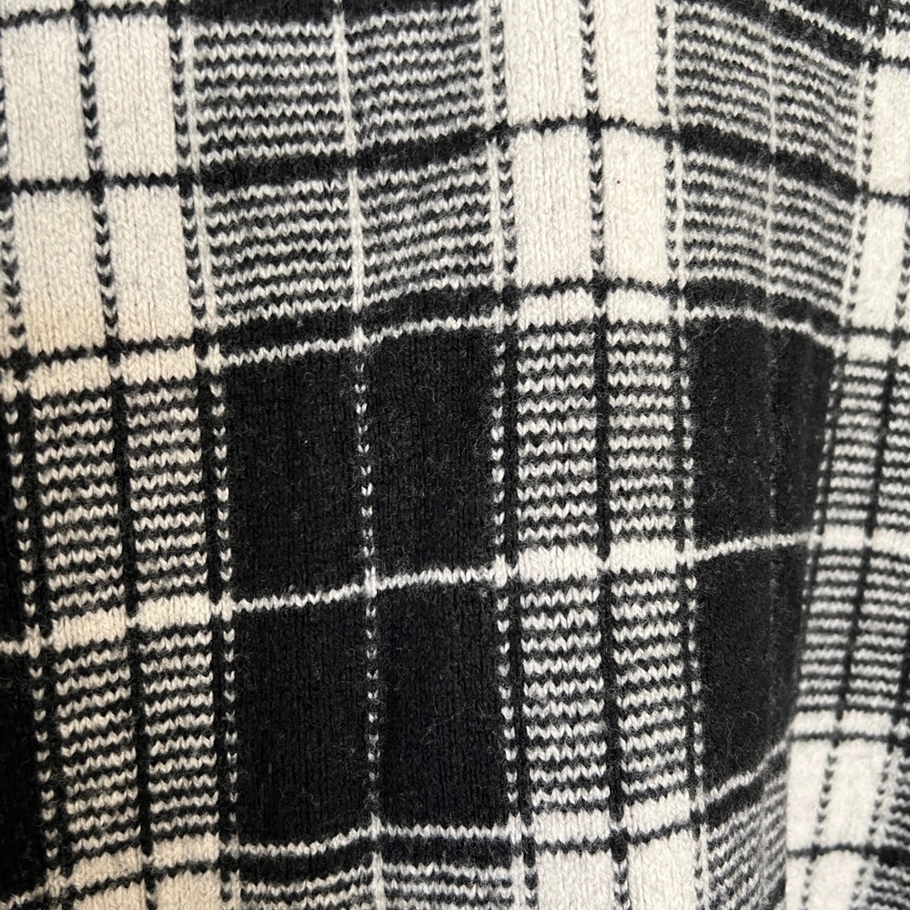 Ralph Lauren Plaid Turtleneck - Picture 5 of 5